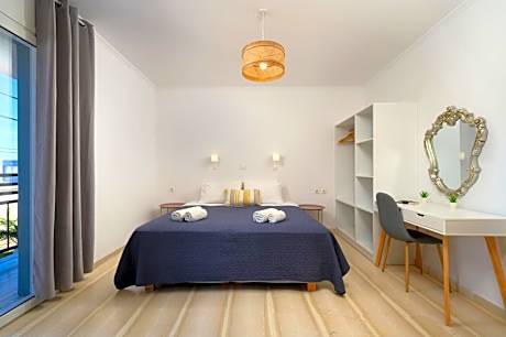 Double Superior Studio with Pool View