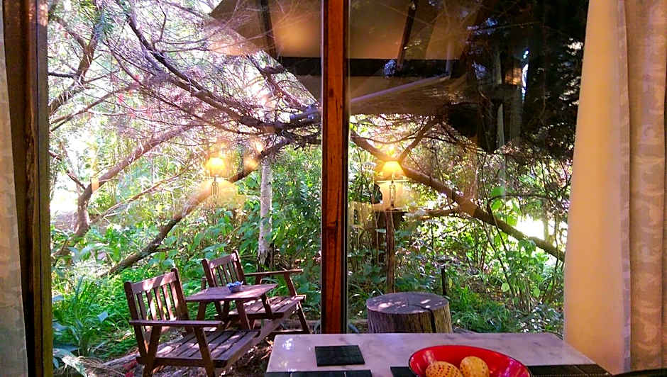 Black Cockatoo Lodge