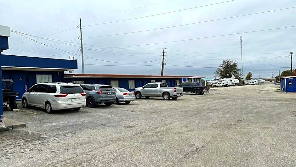 Apollo Lodge and RV Park