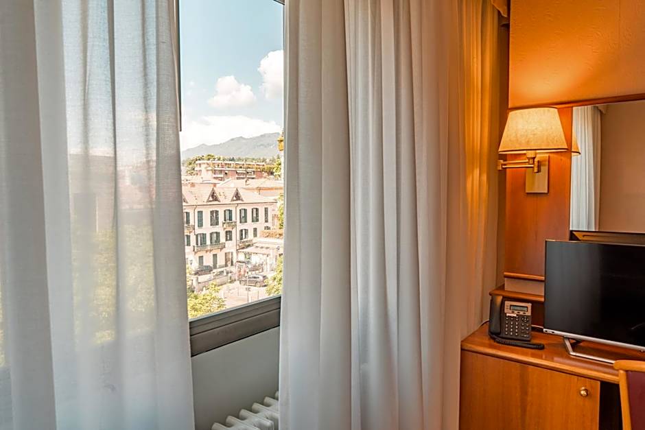 Crystal Hotel Varese