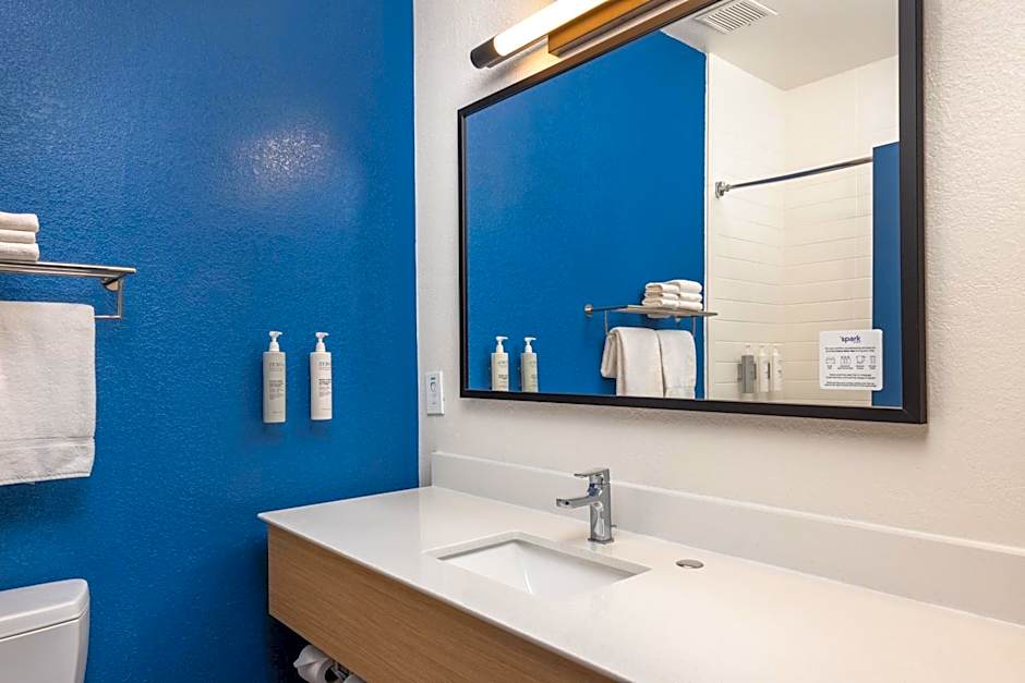 Spark by Hilton Houston West Clay Road