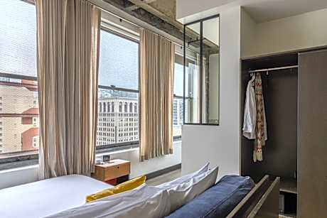 Junior King Suite