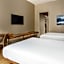 AC Hotel by Marriott San Francisco Airport/Oyster Point Waterfront