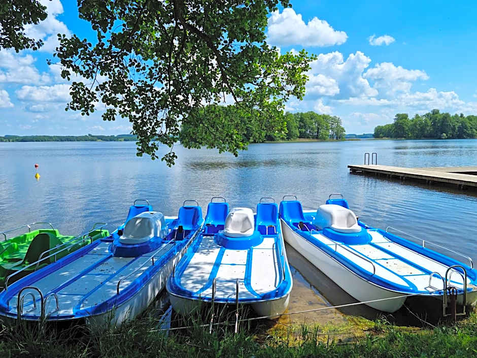 Velo Camp nad jeziorem Dadaj