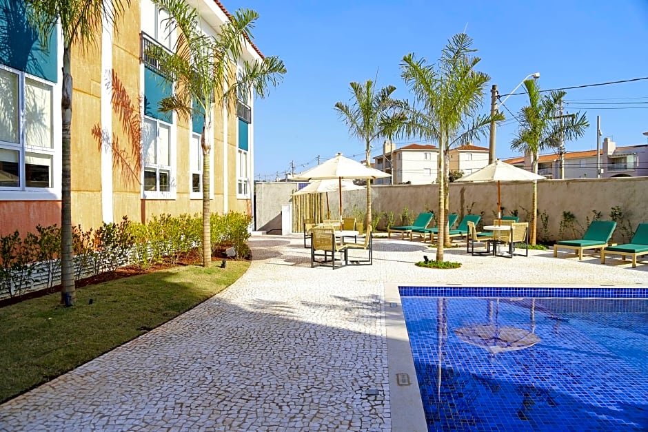 Vitoria Express Dom Pedro