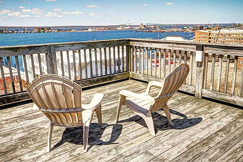 Wyndham Inn on the Harbor