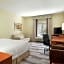 Hampton Inn & Suites Birmingham Airport Area