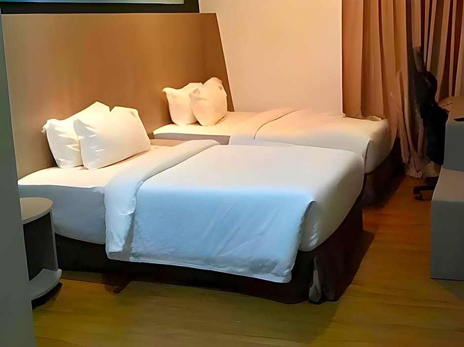 Arafah Hotel Nilai