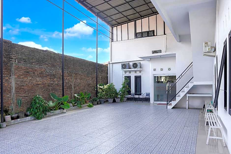 Hotel O near Mesjid Raya Sumatera Barat formerly Sachila Residence