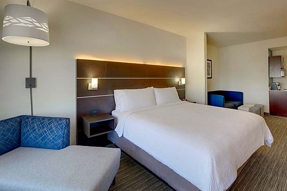 Holiday Inn Express Hotel & Suites- Gadsden By IHG