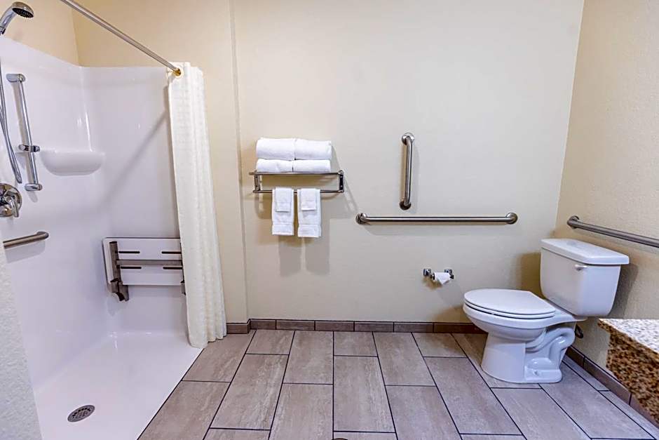 Cobblestone Inn & Suites - Winters