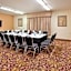 Pittsburgh Airport Inn and Suites