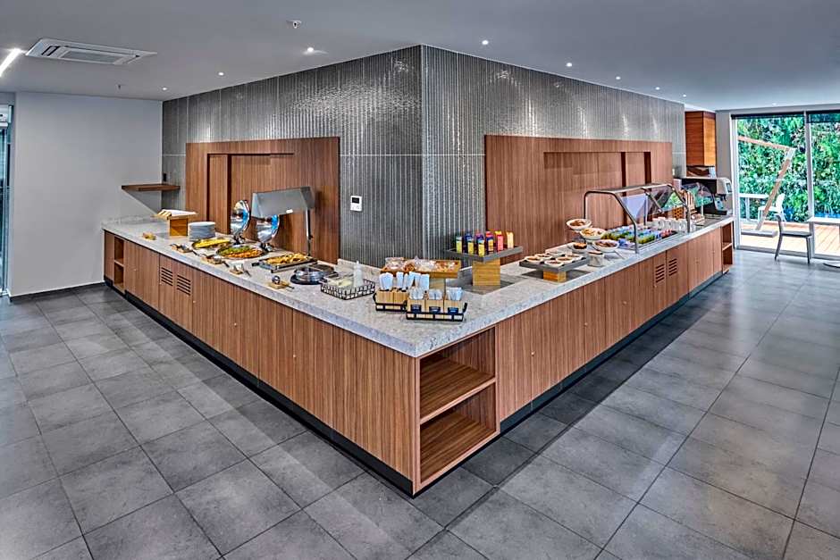 City Express Plus by Marriott Ciudad de México Santa Fe