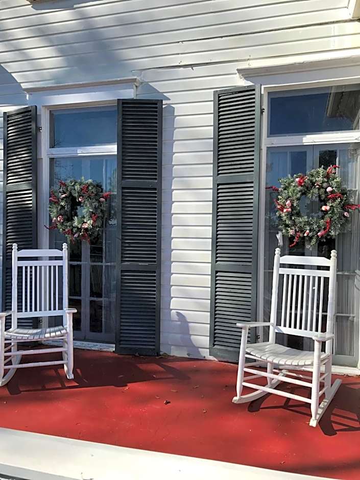 Springwood Inn