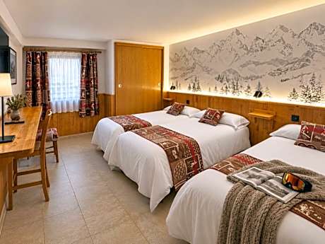 Triple Room