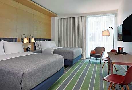 Queen Room with Two Queen Beds and Shower - Mobility Access