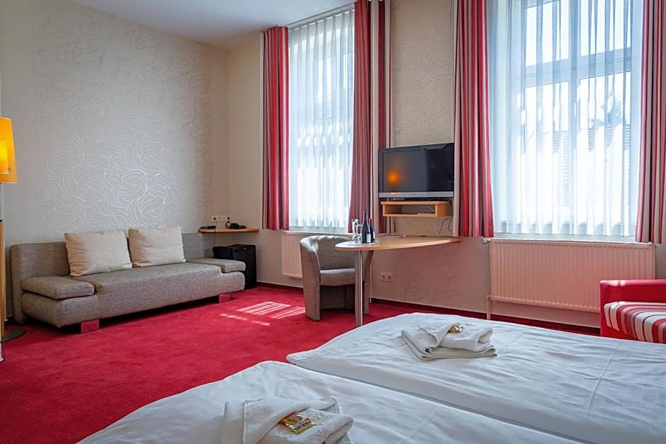 Hotel & Restaurant Waldschlosschen