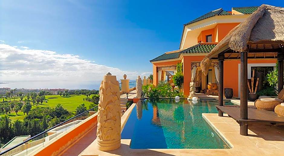 Royal Garden Villas & Spa, Luxury Hotel