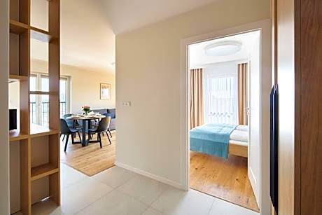 Two-Bedroom Deluxe Apartment with Balcony