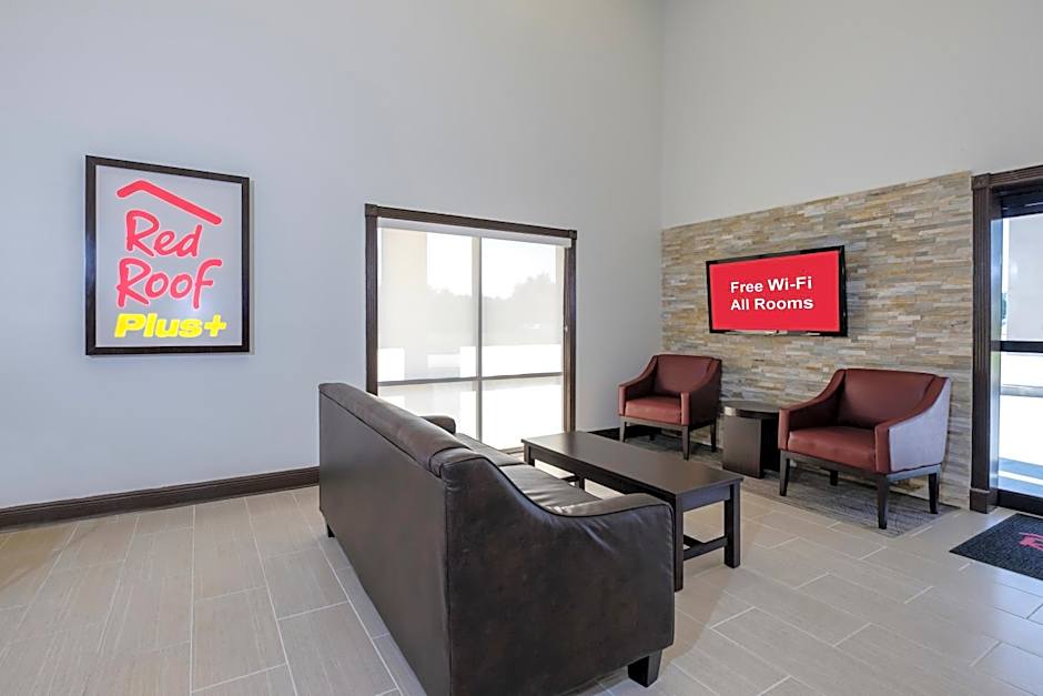 Red Roof PLUS+ Hammond