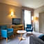 George Hotel