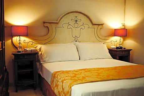 Two Connecting Double Rooms