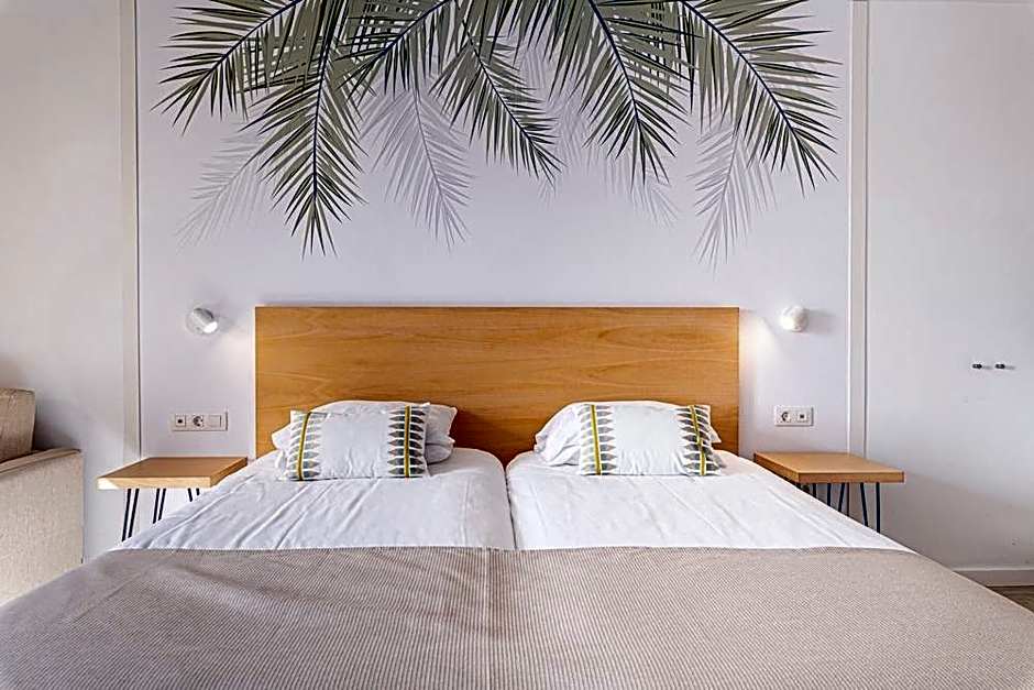 Atlantic Holiday Hotel