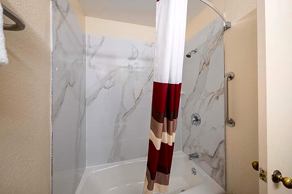 Red Roof Inn Hillsville