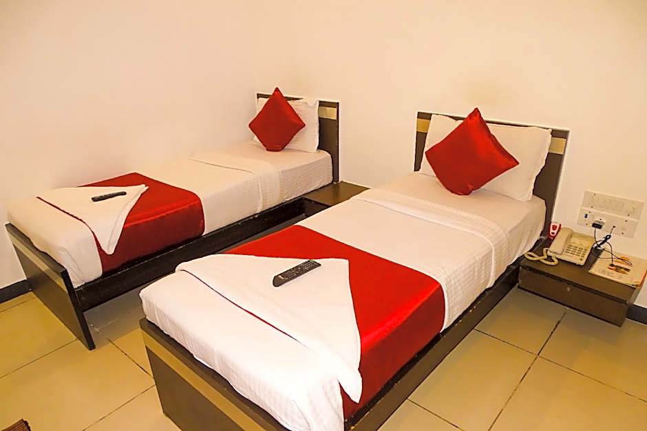 Hotel Sunshine Airport