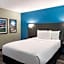 La Quinta Inn & Suites by Wyndham Chicago Tinley Park