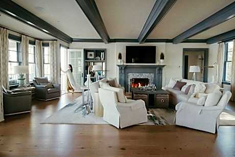 Lake House, 4 Bedroom Cottage, Lake Oconee view, Lake view, Lake House, Balcony, Fireplace
