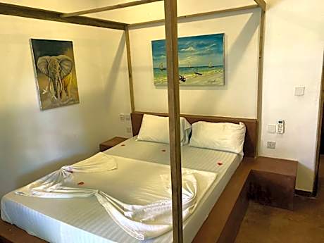 Deluxe Double Room with Bath