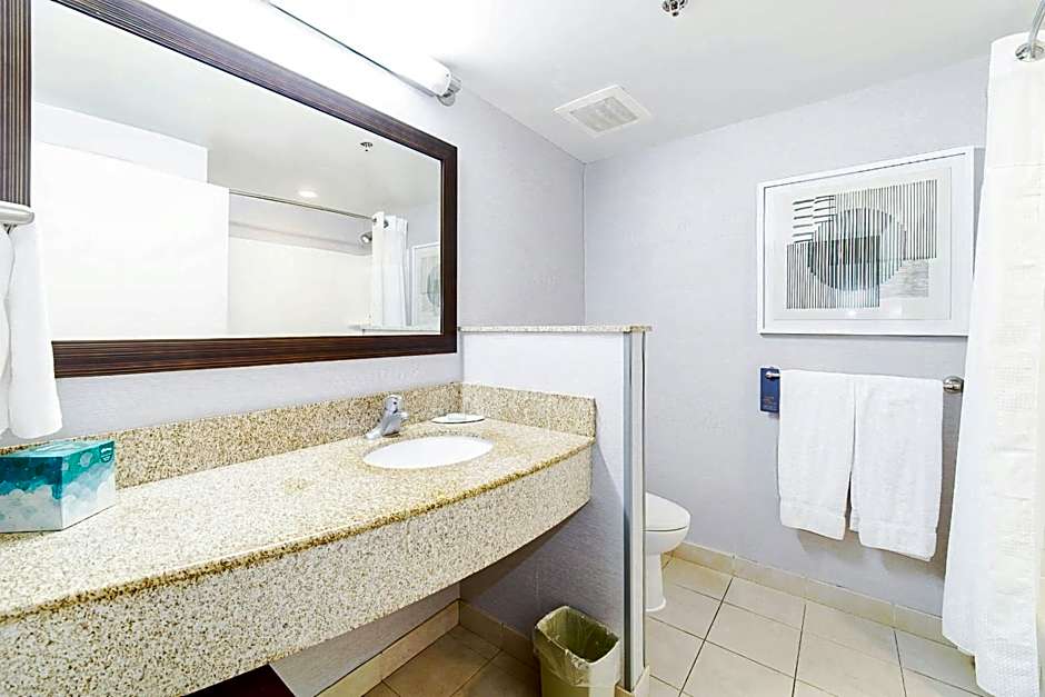 Courtyard by Marriott Biloxi North/D'Iberville
