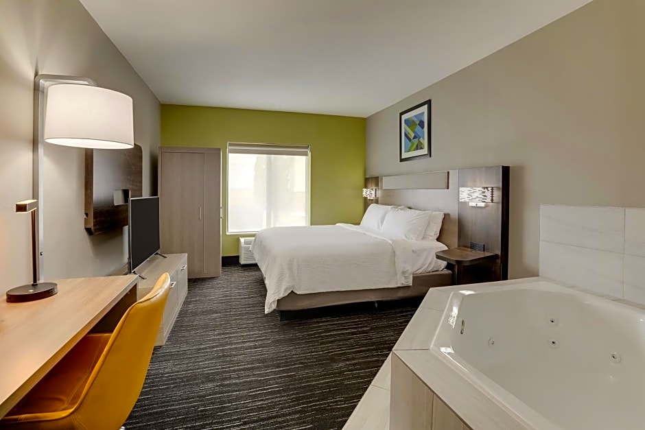 Holiday Inn Express Hotel & Suites Bryan-Montpelier By IHG