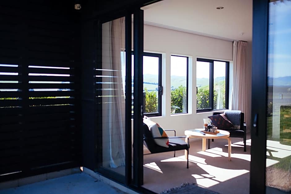 Black Estate B & B