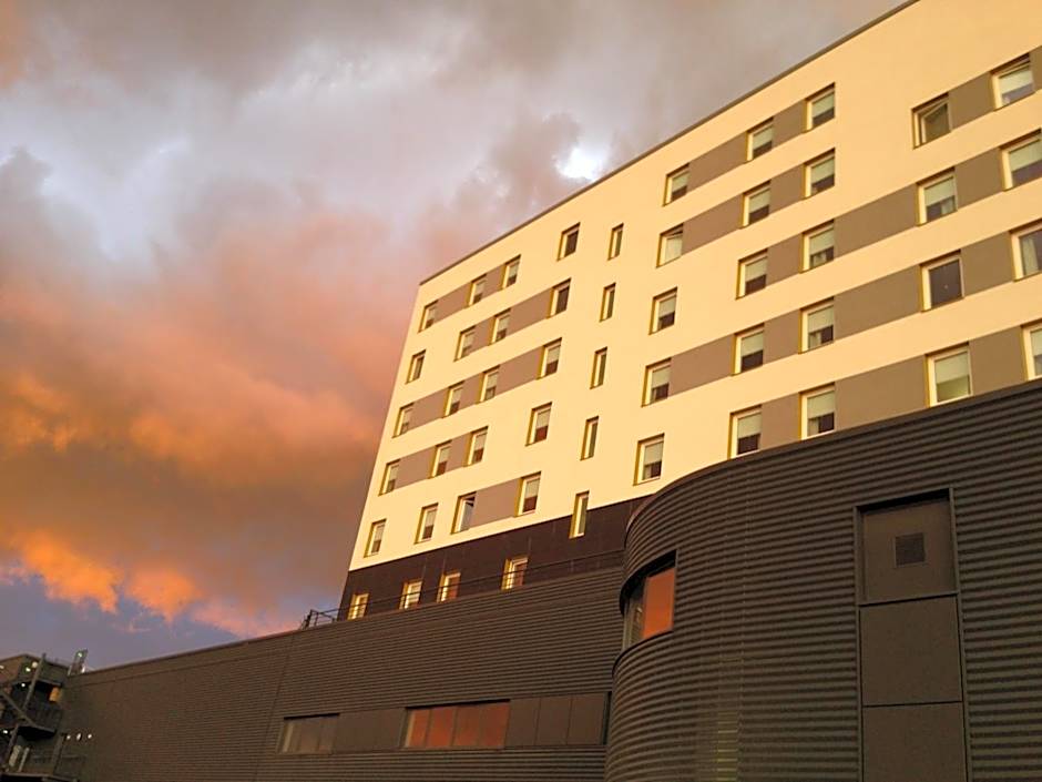 B&B Hôtel LYON Sud Etats Unis