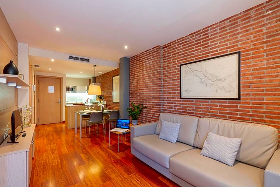 Serennia Cest Apartamentos Arc de Triomf