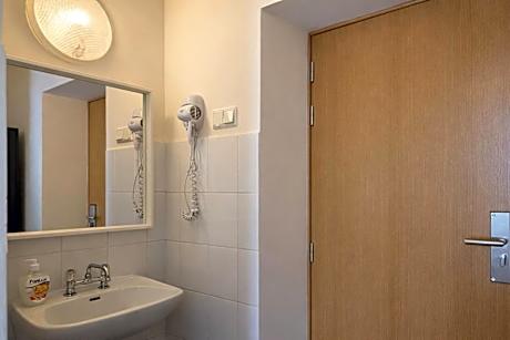 Single Room with Shared Bathroom
