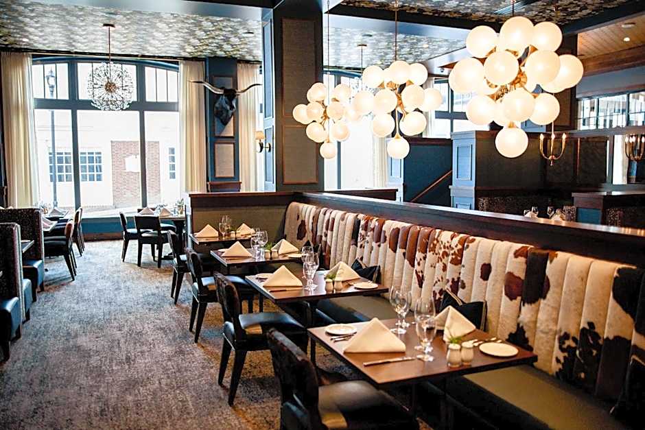 The Virginian Lynchburg, Curio Collection By Hilton