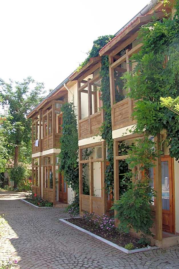 Ford Hotel