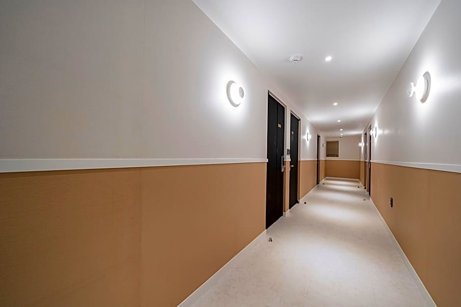 Knockin Hotel Daejeon by Aank