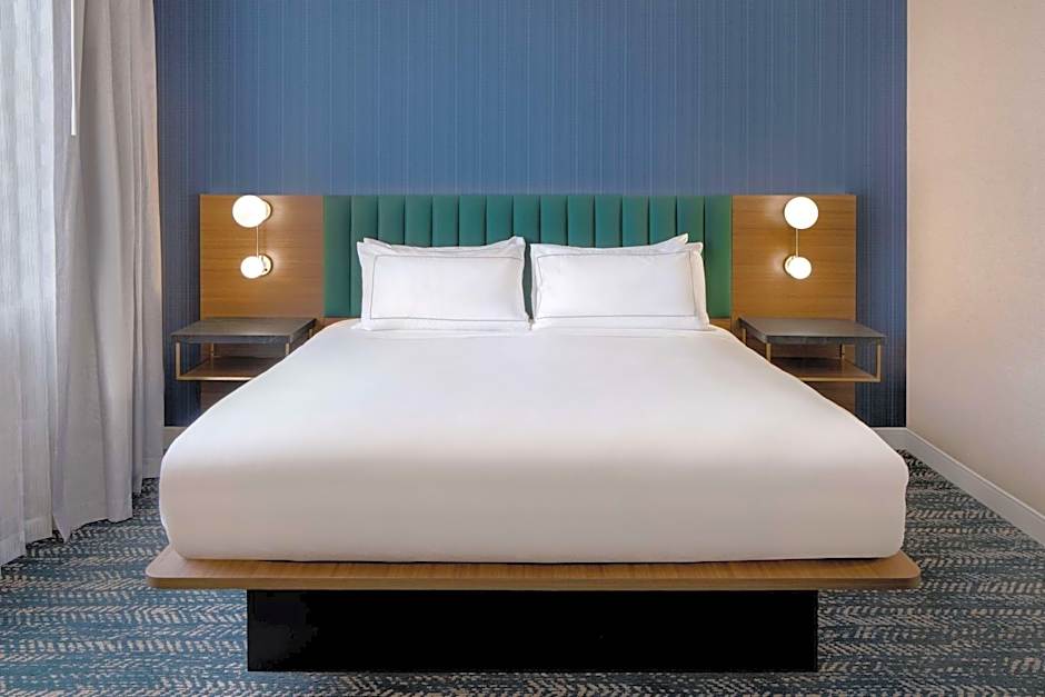 DoubleTree Suites By Hilton Hotel Mt. Laurel