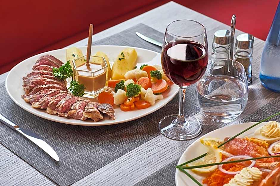 Kyriad Lille - Mons en Baroeul