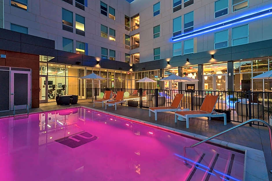 Aloft College Station