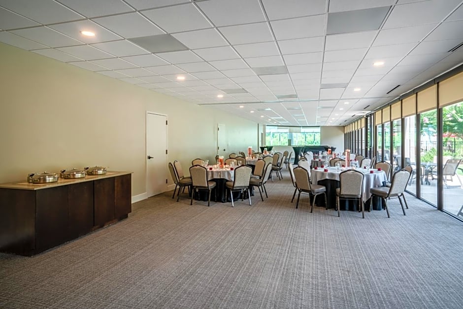 Crowne Plaza Atlanta SW - Peachtree City By IHG