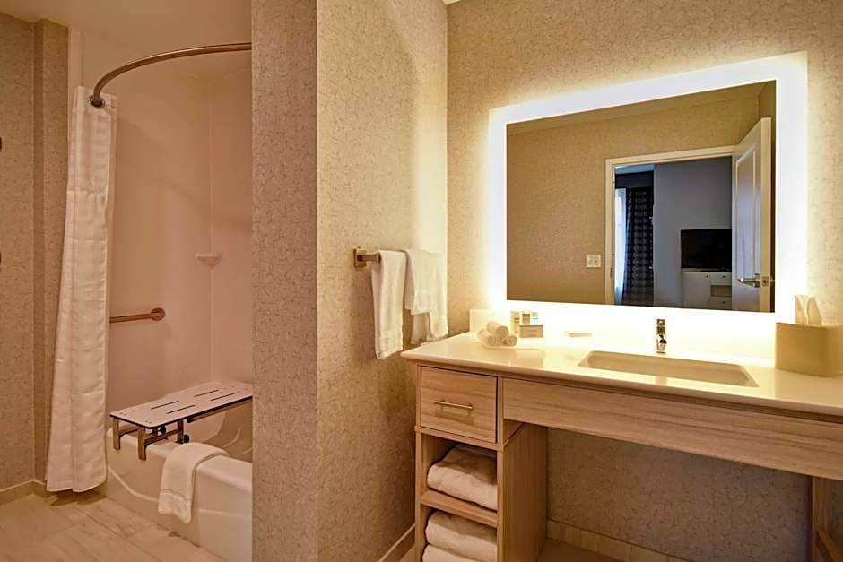 Homewood Suites By Hilton Greenville Downtown