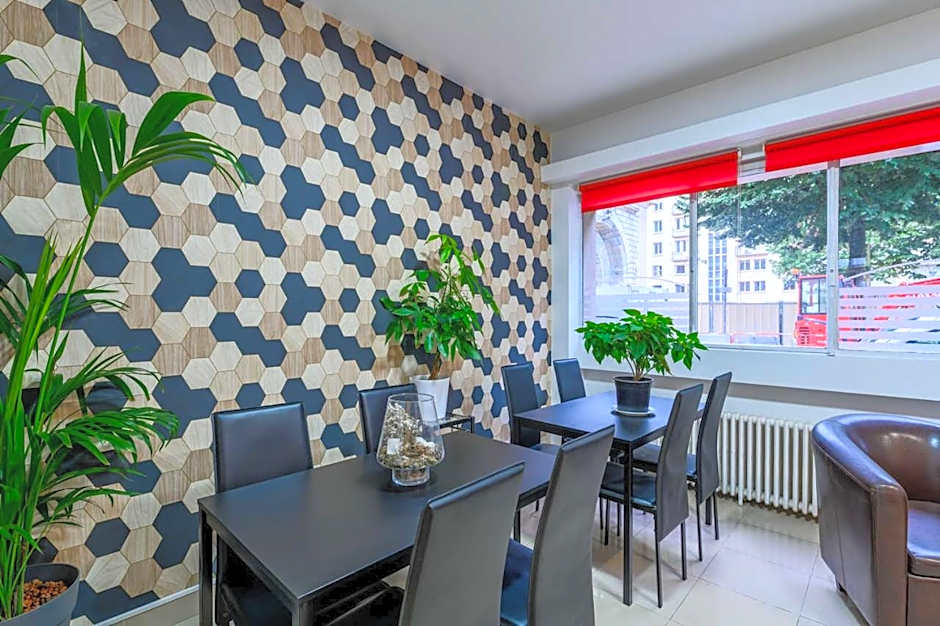 Comfort Hotel Alba Rouen