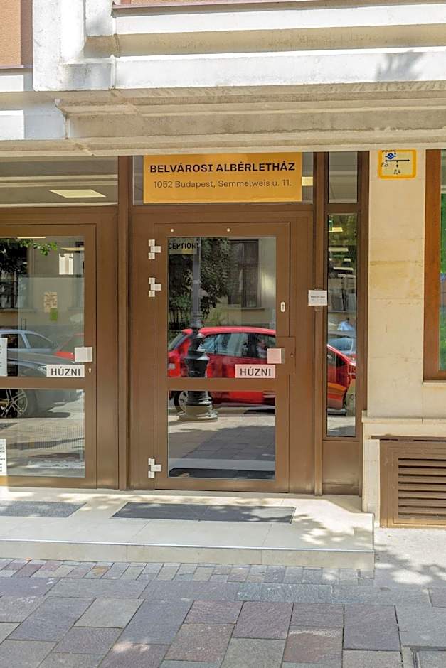 Downtown Apartment House Orange