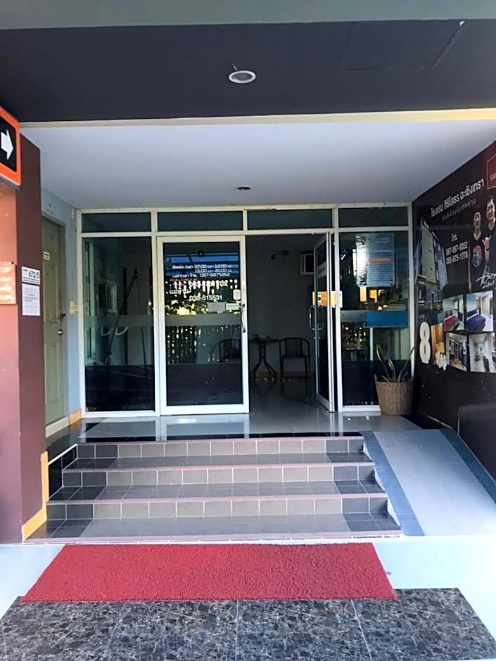 Siri Sothorn Apartment