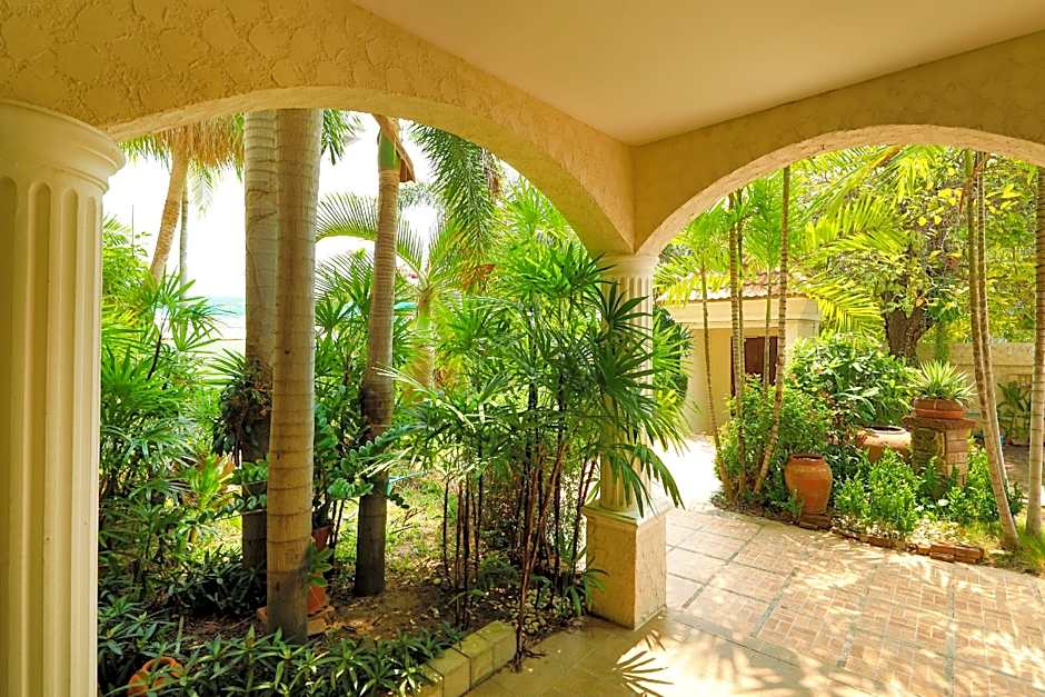 Siam Pool Villa Pattaya